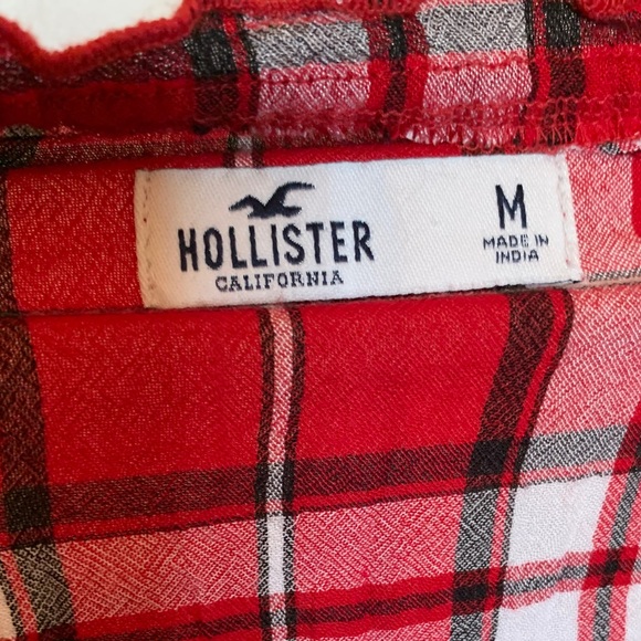 Hollister Off the shoulder Shirt - Picture 2 of 2